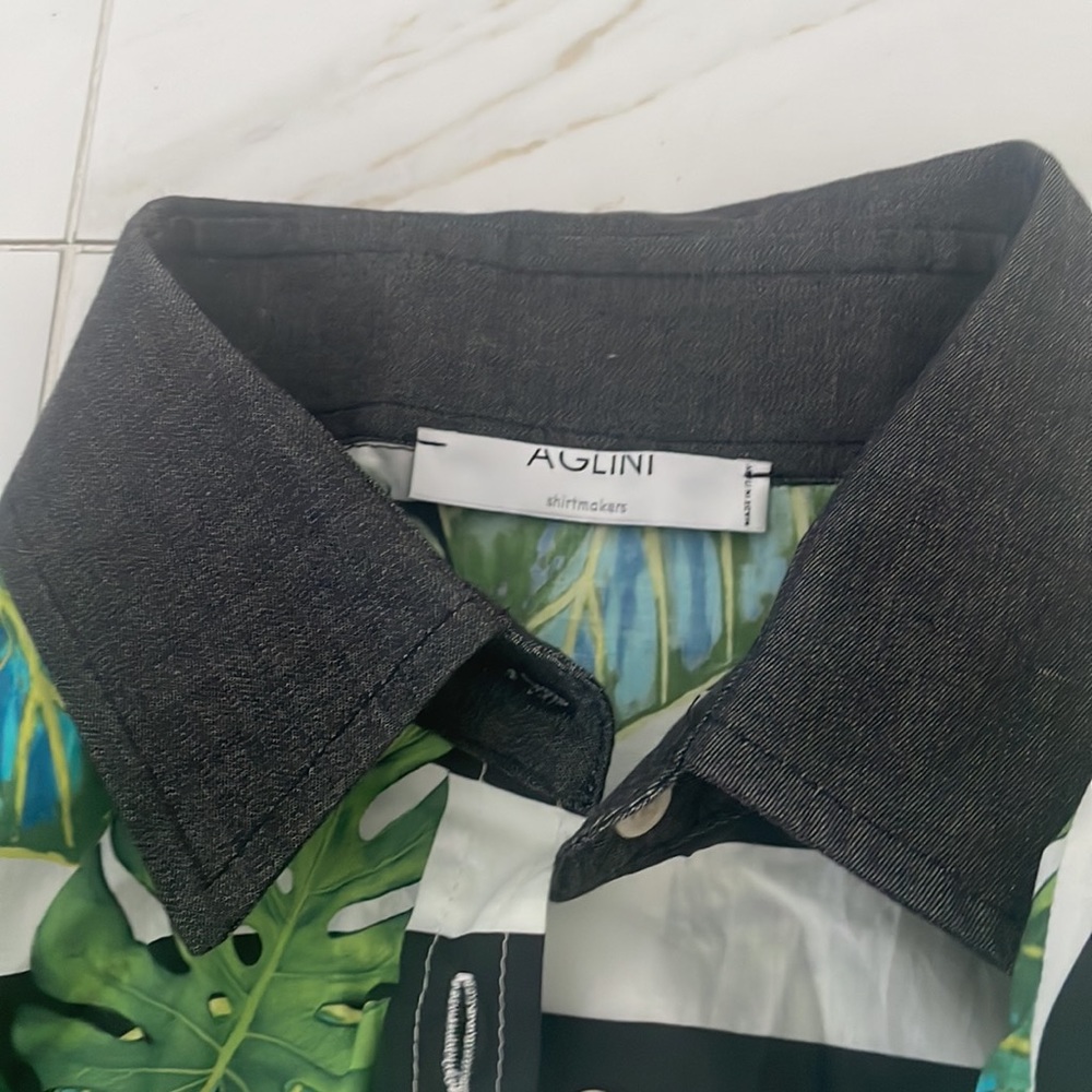 Button up shirt - Picture 5 of 6